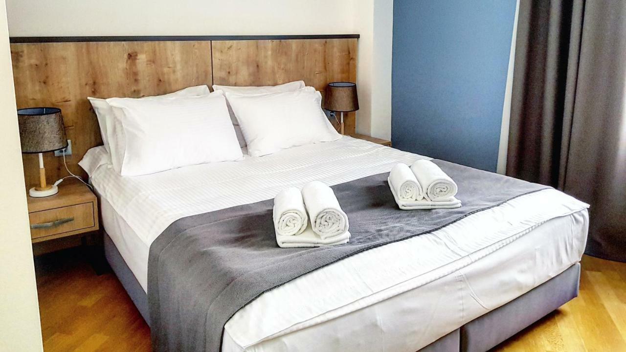 Hotel Alpha Γιερεβάν Εξωτερικό φωτογραφία