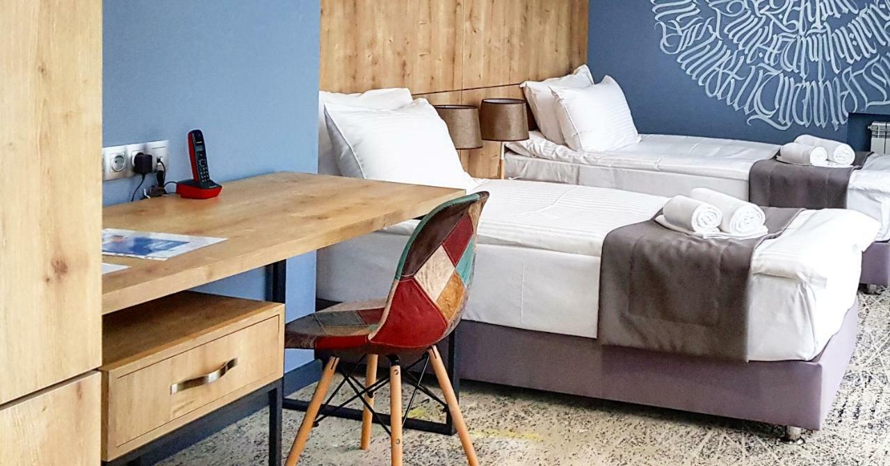 Hotel Alpha Γιερεβάν Εξωτερικό φωτογραφία