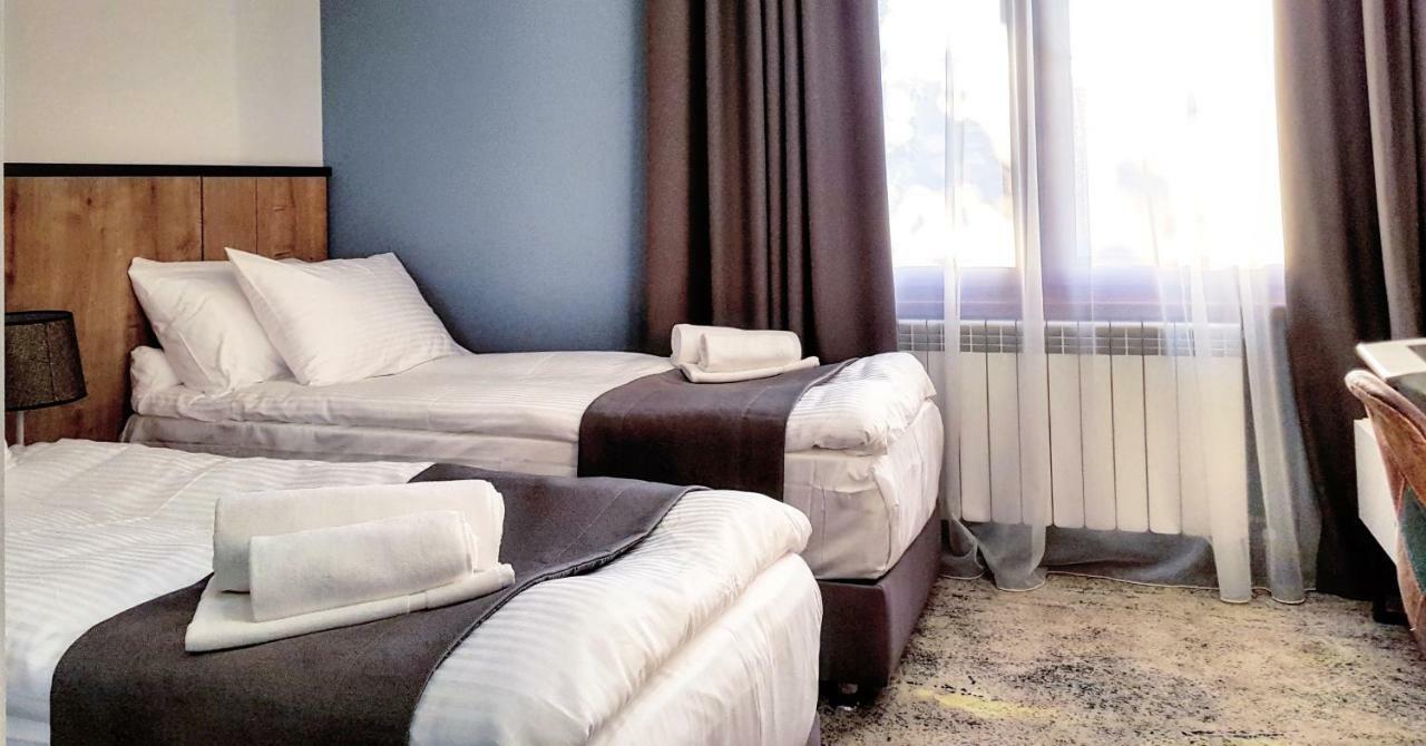Hotel Alpha Γιερεβάν Εξωτερικό φωτογραφία