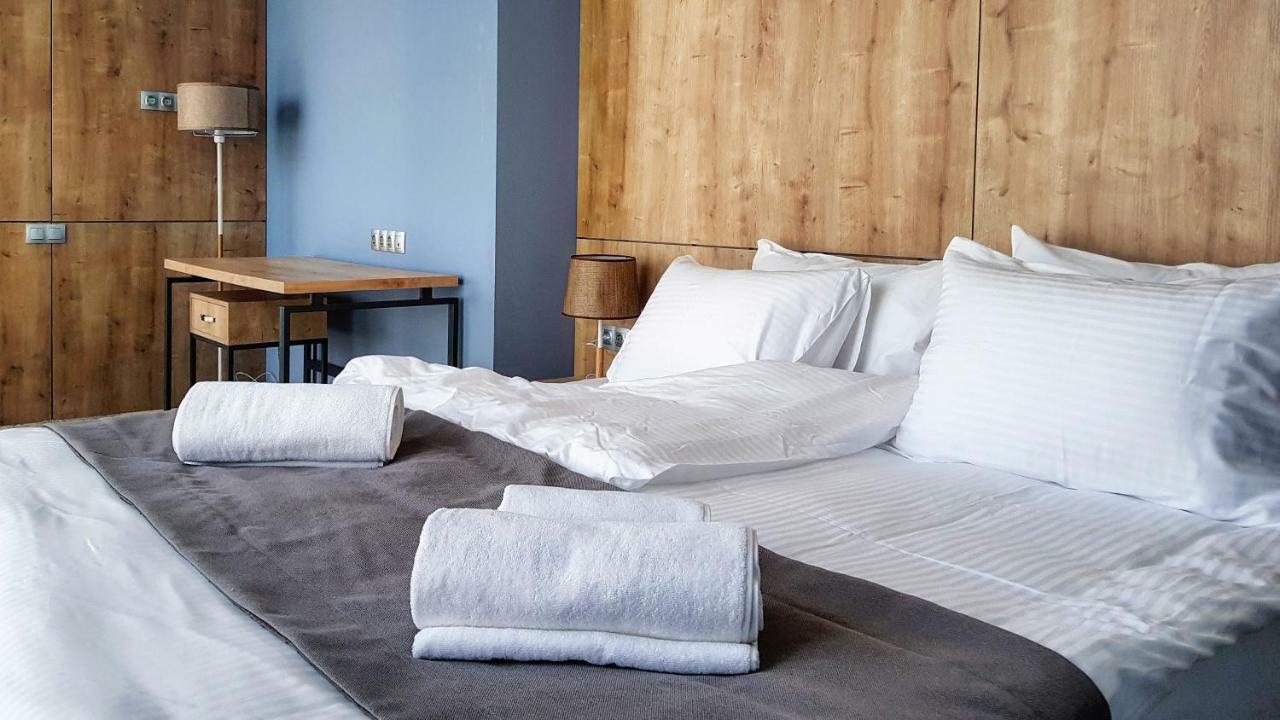 Hotel Alpha Γιερεβάν Εξωτερικό φωτογραφία