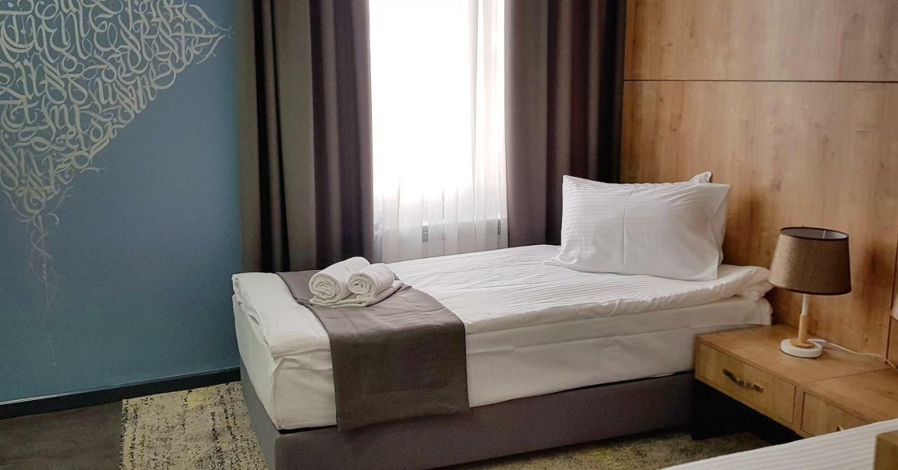 Hotel Alpha Γιερεβάν Εξωτερικό φωτογραφία