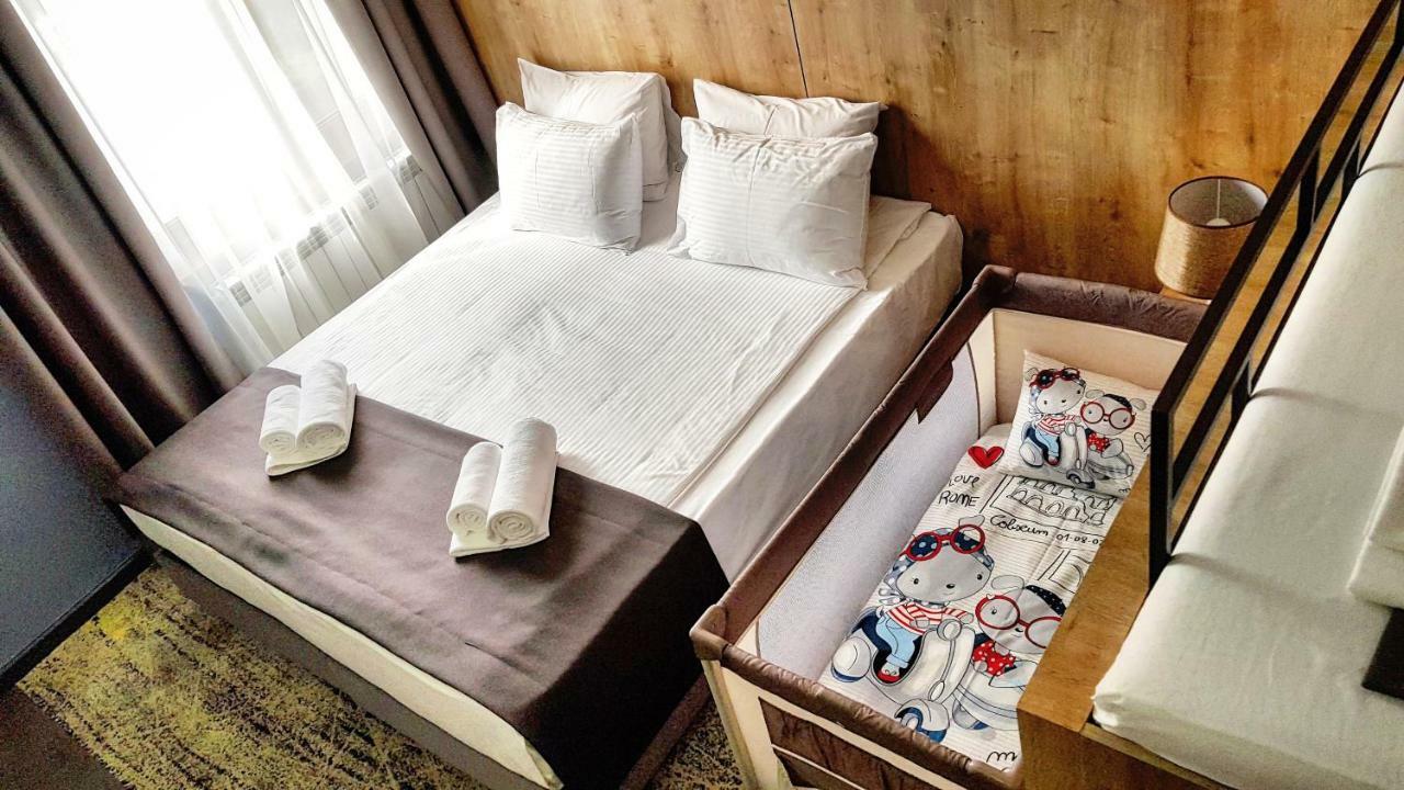 Hotel Alpha Γιερεβάν Εξωτερικό φωτογραφία